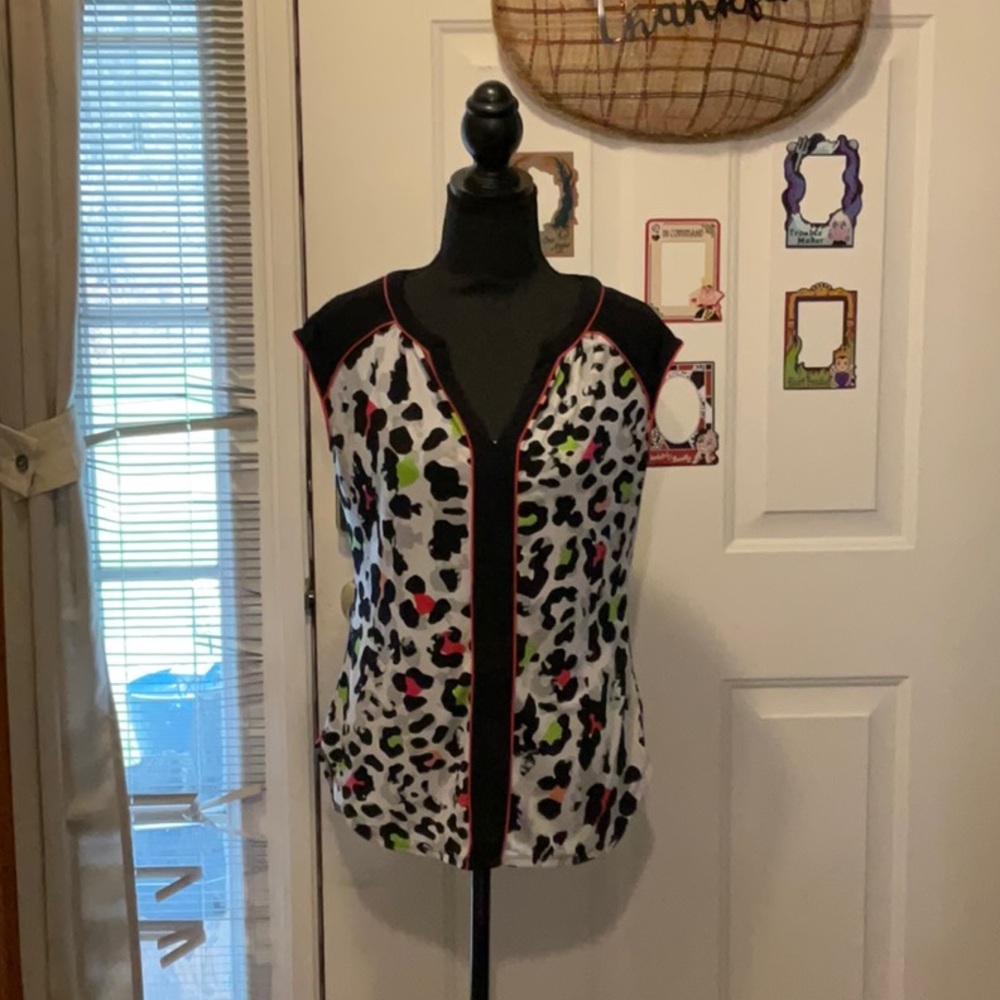 Worthington woman’s top, white with black animal print, size small
